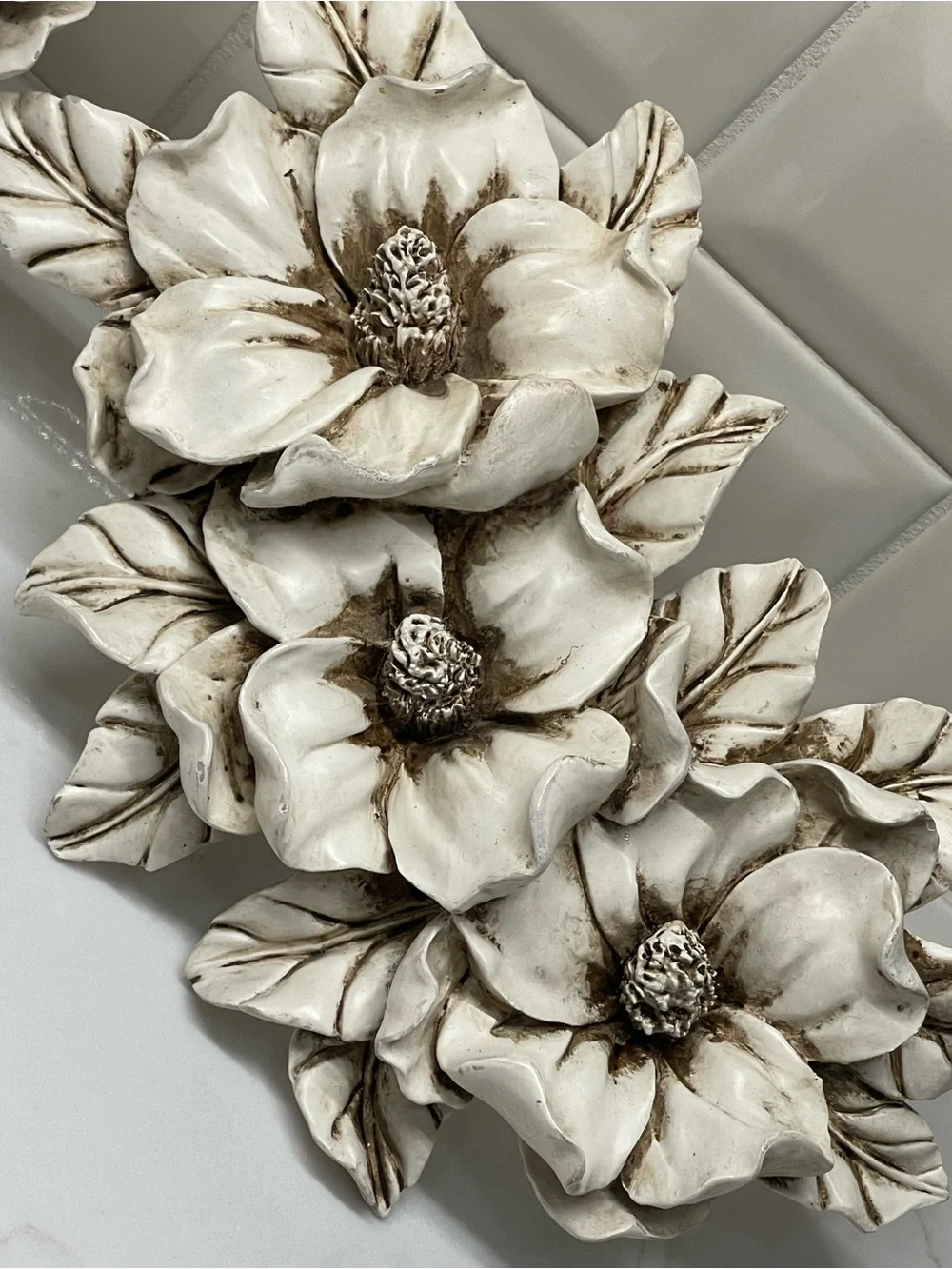 Door Decoration/Shelf Decor Flower/Floral Accent to any Style, Room, Space solid